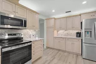 3761 Countryside Rd, Sarasota, FL 34233 - Photo 12