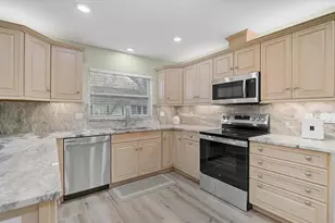 3761 Countryside Rd, Sarasota, FL 34233 - Photo 10