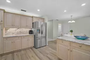 3761 Countryside Rd, Sarasota, FL 34233 - Photo 14