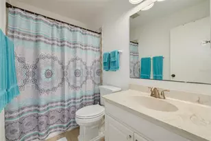 3210 Golden Eagle Ln, Sarasota, FL 34231 - Photo 26