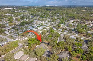 3210 Golden Eagle Ln, Sarasota, FL 34231 - Photo 36