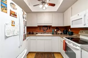 6521 Heritage Ln, Bradenton, FL 34209 - Photo 8