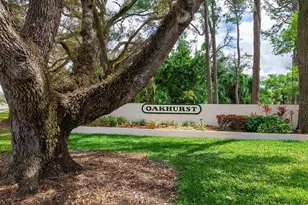 4266 Oakhurst Cir E, Sarasota, FL 34233 - Photo 20