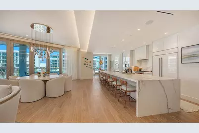 1561 Gulf Of Mexico Drive #304, Longboat Key, FL 34228 - Photo 10