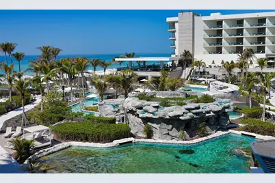 1561 Gulf Of Mexico Drive #304, Longboat Key, FL 34228 - Photo 68