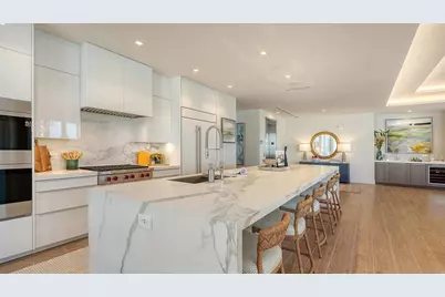 1561 Gulf Of Mexico Drive #304, Longboat Key, FL 34228 - Photo 12