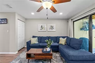 1752 Stickney Point Rd, Sarasota, FL 34231 - Photo 24