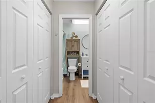 1752 Stickney Point Rd, Sarasota, FL 34231 - Photo 38