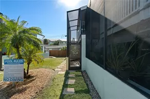 1752 Stickney Point Rd, Sarasota, FL 34231 - Photo 48