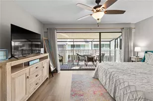 1752 Stickney Point Rd, Sarasota, FL 34231 - Photo 42