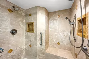 20 Whispering Sands Dr, Sarasota, FL 34242 - Photo 34