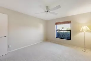 3864 Wilshire Cir W, Sarasota, FL 34238 - Photo 34