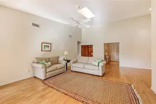 3864 Wilshire Cir W, Sarasota, FL 34238 - Photo 14