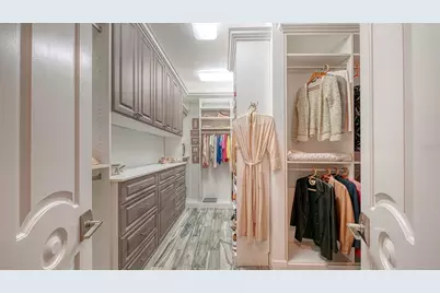 1794 Cunliff Lane, Sarasota, FL 34239 - Photo 16