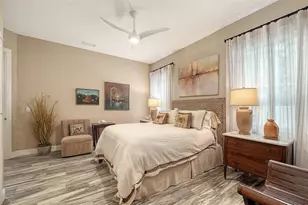 1794 Cunliff Ln, Sarasota, FL 34239 - Photo 24