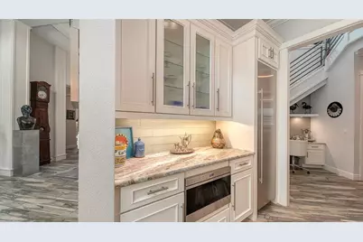 1794 Cunliff Lane, Sarasota, FL 34239 - Photo 12