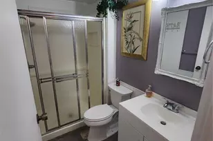 808 53rd Ave E, Bradenton, FL 34203 - Photo 18