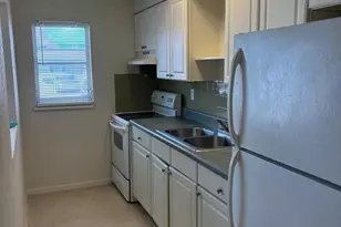 4444 Swift Rd, Sarasota, FL 34231 - Photo 4