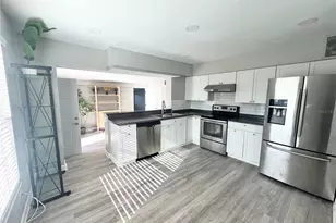 3913 S Shade Ave, Sarasota, FL 34231 - Photo 22