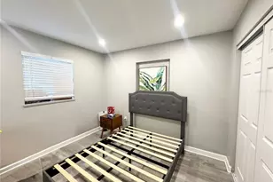 3913 S Shade Ave, Sarasota, FL 34231 - Photo 52