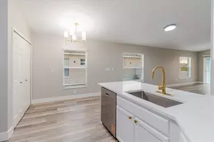 7861 Carriage Pointe Dr, Gibsonton, FL 33534 - Photo 24