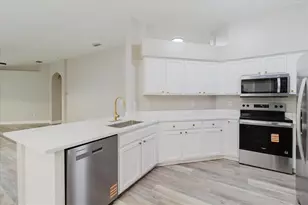 7861 Carriage Pointe Dr, Gibsonton, FL 33534 - Photo 20