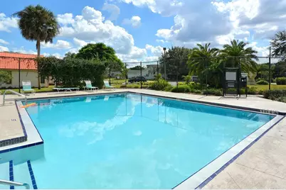 8425 Cypress Lake Circle, Sarasota, FL 34243 - Photo 30