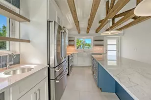 948 Spanish Dr S, Longboat Key, FL 34228 - Photo 12