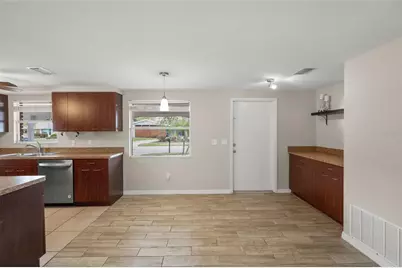 6436 Seagate Avenue, Sarasota, FL 34231 - Photo 4