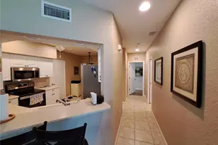 7267 Fountain Palm Cir, Bradenton, FL 34203 - Photo 4