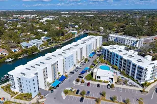 1703 N Tamiami Trl, Sarasota, FL 34234 - Photo 1