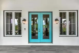 5569 Cape Leyte Dr, Sarasota, FL 34242 - Photo 8