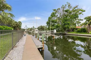 5569 Cape Leyte Dr, Sarasota, FL 34242 - Photo 68