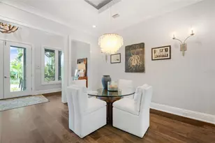 5569 Cape Leyte Dr, Sarasota, FL 34242 - Photo 14