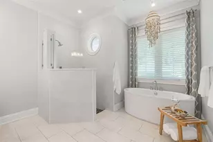 5569 Cape Leyte Dr, Sarasota, FL 34242 - Photo 32