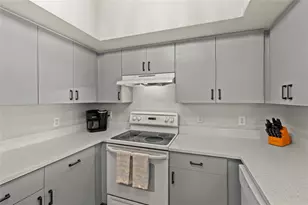 4166 Central Sarasota Pkwy, Sarasota, FL 34238 - Photo 4