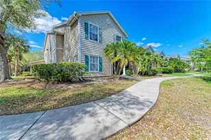 8911 Manor Loop, Lakewood Ranch, FL 34202 - Photo 6