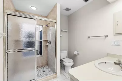 396 Chartley Court S, Sarasota, FL 34232 - Photo 10