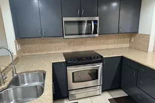 950 Sunridge Dr, Sarasota, FL 34234 - Photo 12