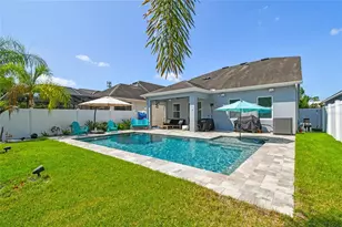 11307 Quiet Forest Dr, Tampa, FL 33635 - Photo 4