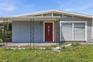 3727 Dover Dr, Sarasota, FL 34235 - Photo 6