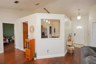 4136 Spring Way Cir, Valrico, FL 33596 - Photo 16