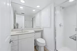 1585 Tarpon Center Dr, Venice, FL 34285 - Photo 34