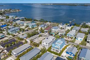 2412 Avenue B, Bradenton Beach, FL 34217 - Photo 46