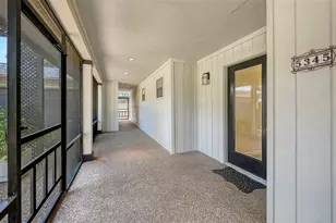 5345 Siesta Ct, Sarasota, FL 34242 - Photo 4