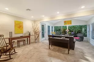 5345 Siesta Ct, Sarasota, FL 34242 - Photo 12