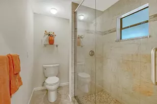 5345 Siesta Ct, Sarasota, FL 34242 - Photo 18