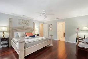 5345 Siesta Ct, Sarasota, FL 34242 - Photo 16