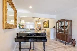 4925 Remington Dr, Sarasota, FL 34234 - Photo 6