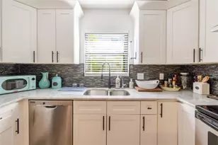 4925 Remington Dr, Sarasota, FL 34234 - Photo 20